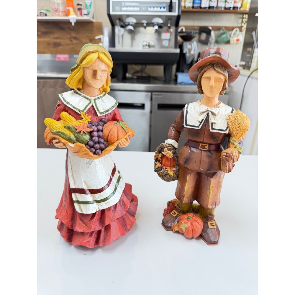 Vintage Style Resin Pilgrim Figurines Harvest Thanksgiving Decor Set of 2